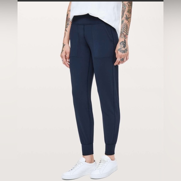 Lululemon Align High-Waisted Joggers - Picture 2 of 5